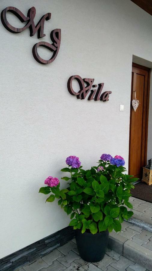 Villa Mj *
